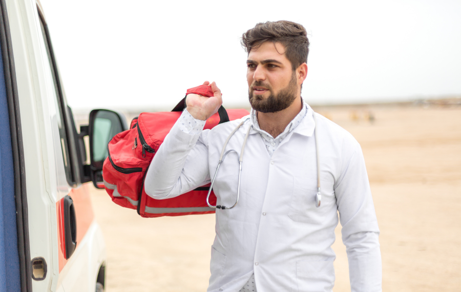 Level 3 Emergency First Aid at Work Course in Northampton