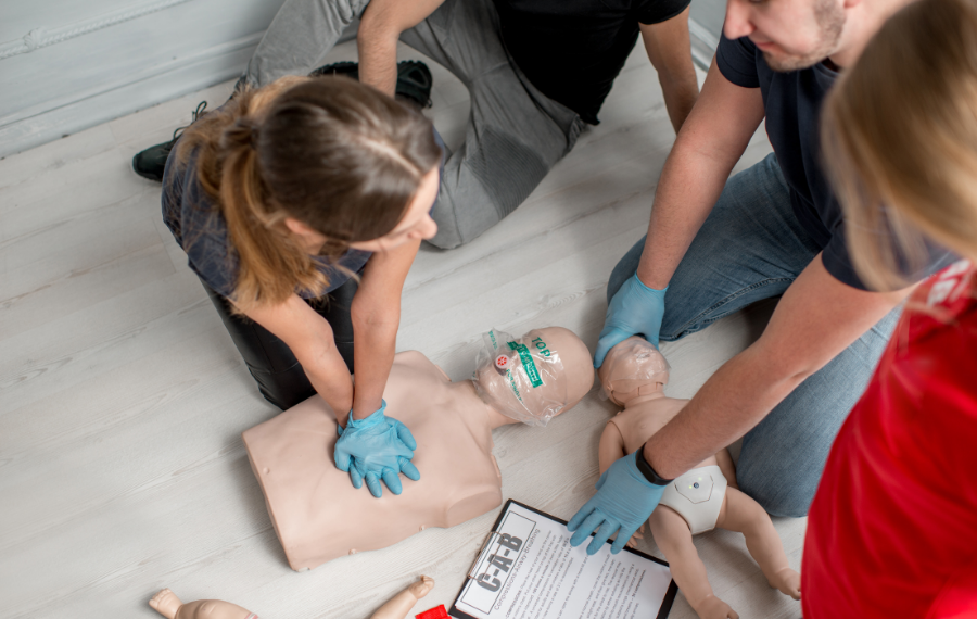 Level 3 Emergency First Aid at Work Course in Peterborough